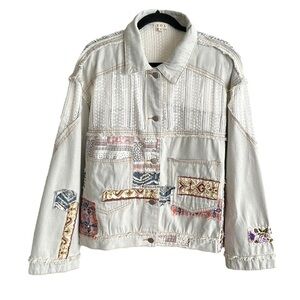 POL Patchwork Lace Oversized Denim Jacket Light Wash Bohemian Frayed Edge Large